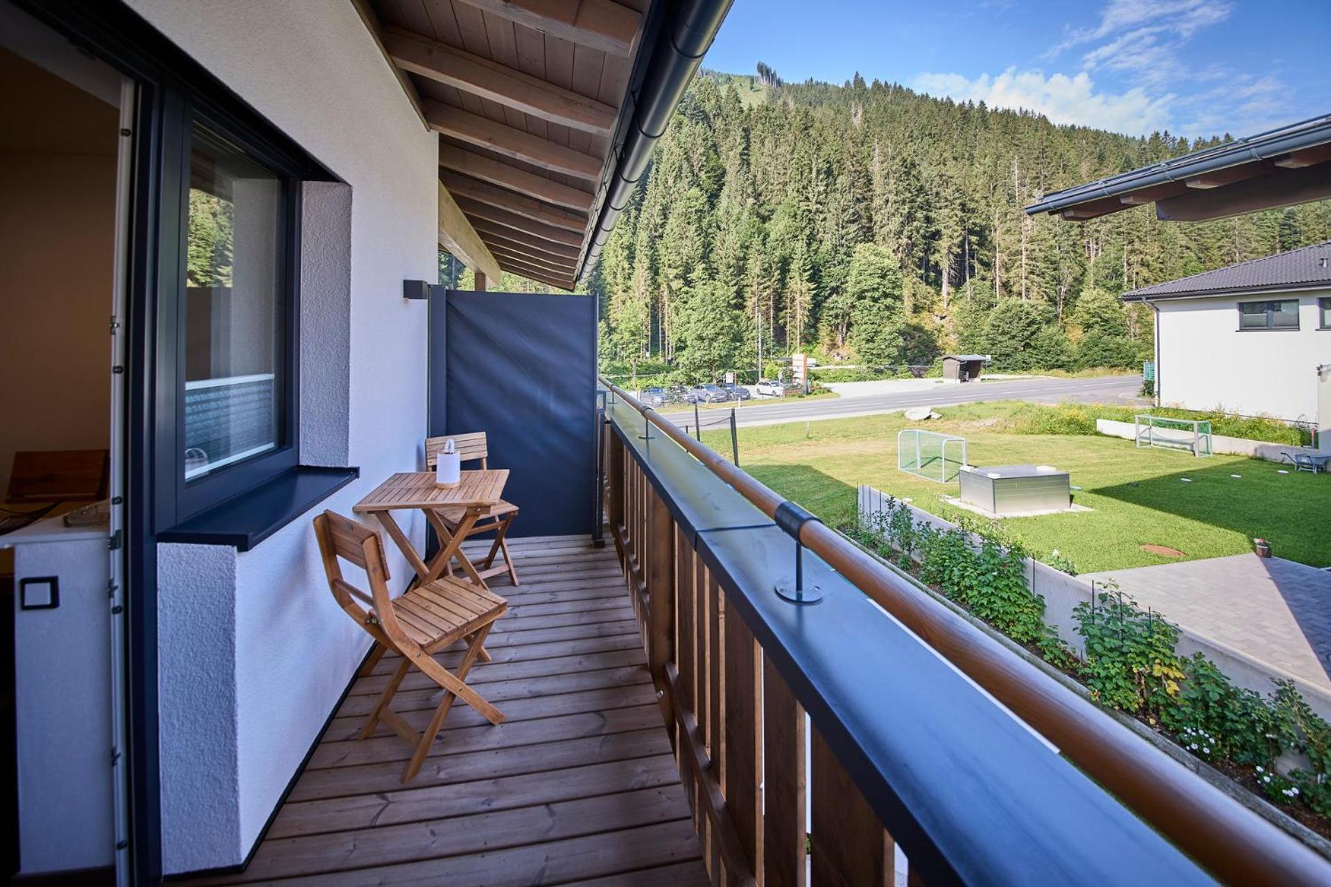 Haus Joan - Apartments Saalbach-Hinterglemm Esterno foto